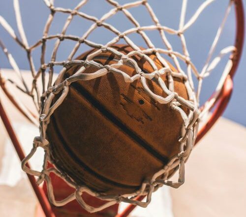 Nine Promises for Happiness by John Wooden